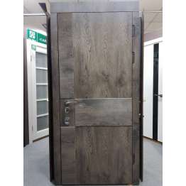 НАШІ РОБОТИ Вхідні двері металеві в квартиру з МДФ накладками